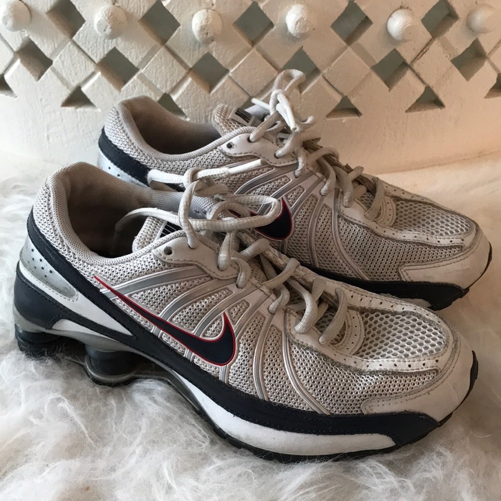 Nike Shox Youth Size 4